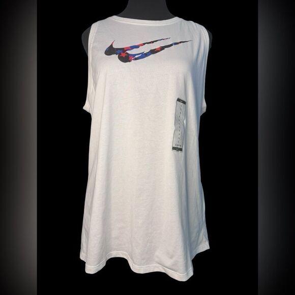 NWT Nike Swish Training Tank (Large) - Picture 2 of 8